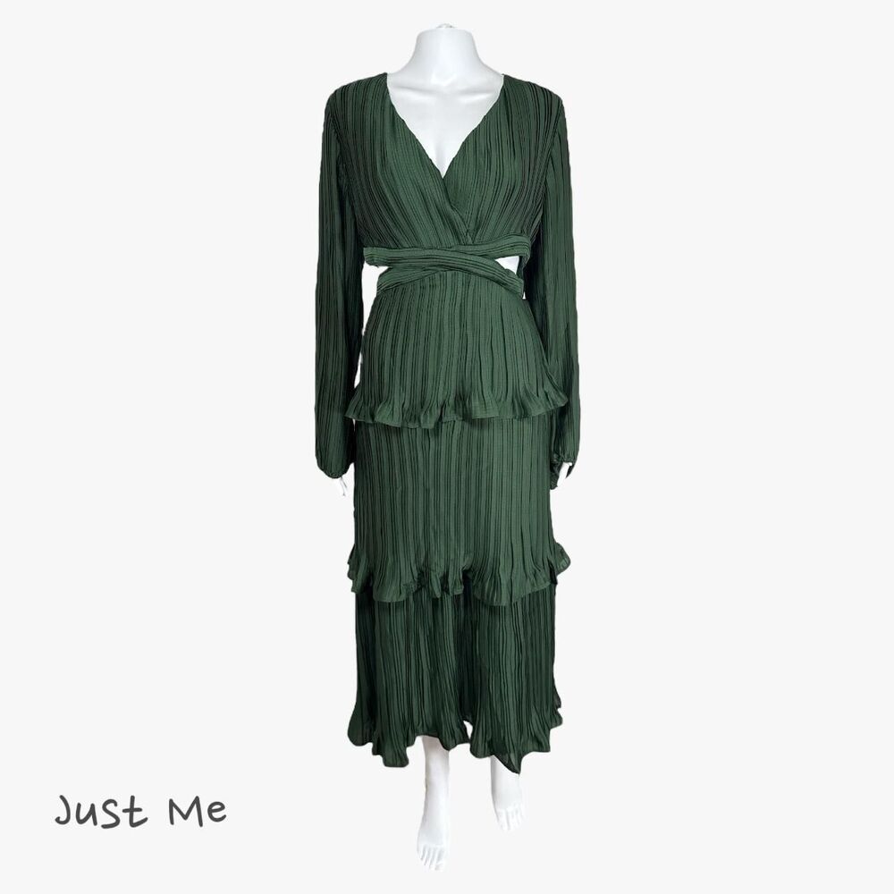 Petal & Pup Women's Pleated Layered Midi Dress in Emerald Sz M